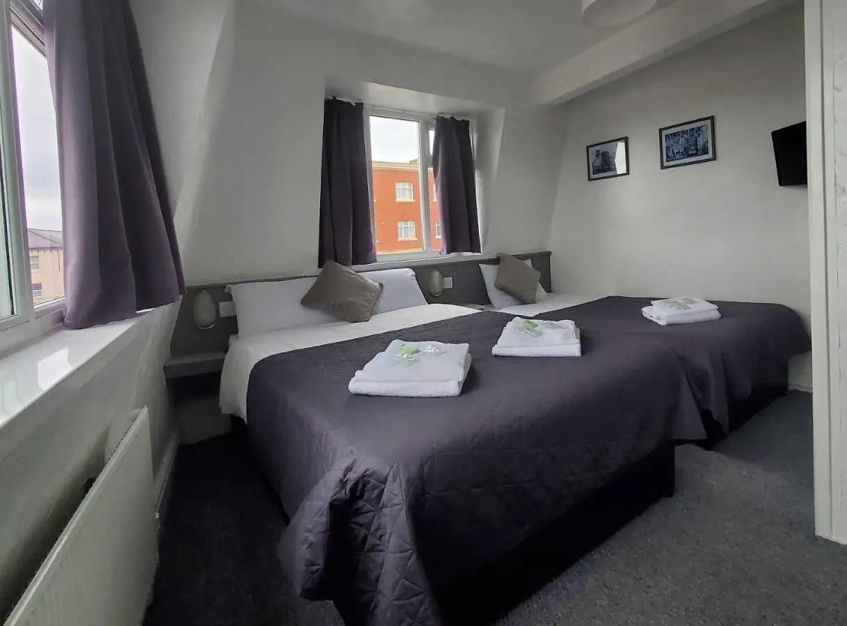 Brooklyn Hotel Blackpool Guest house