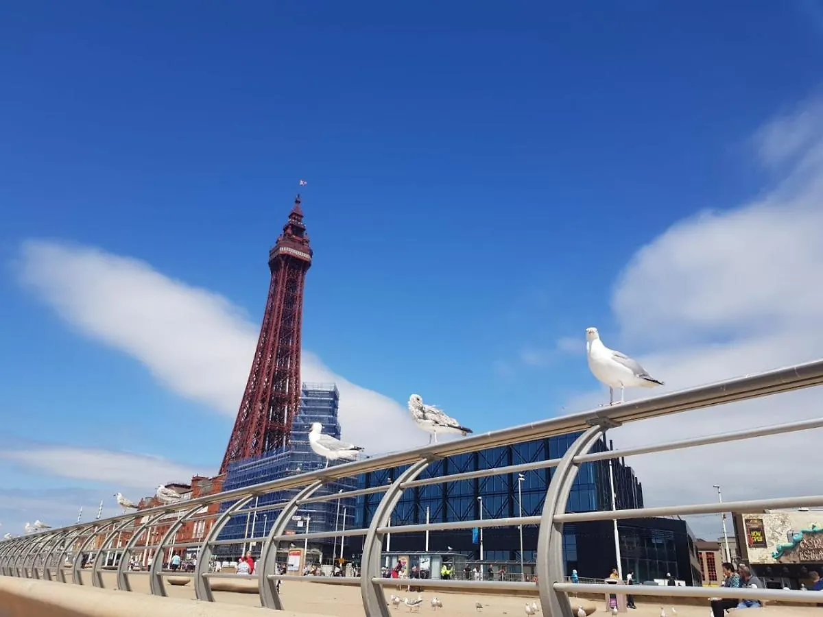 Brooklyn Hotel Blackpool Guest house